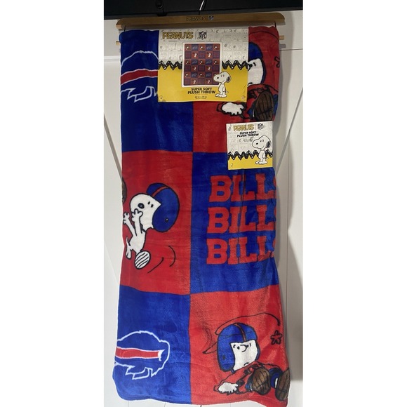 Pegasus Sports Other - Peanuts NFL Buffalo Bills Snoopy Super Soft Plush Throw Blanket 60x70 Fast Ship